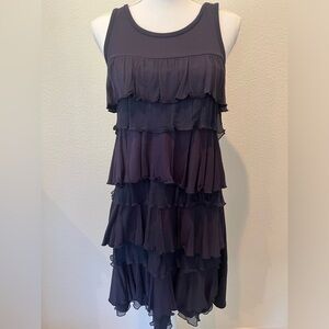 Juicy couture navy ruffle dress size small tiny hole by tag in back